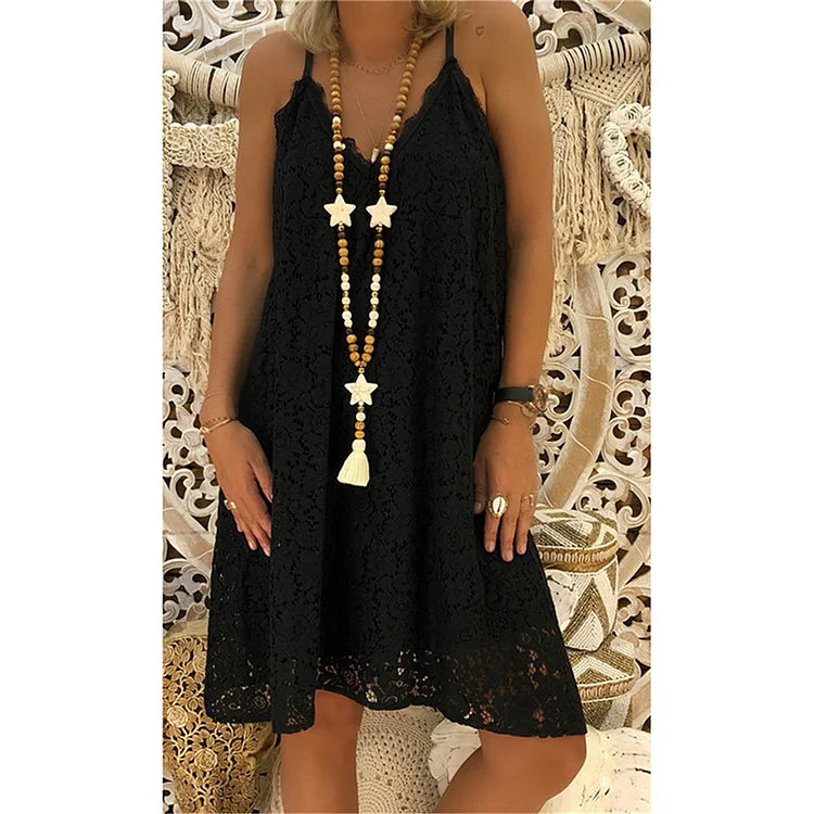Vestido sin tirantes con detalles de encaje