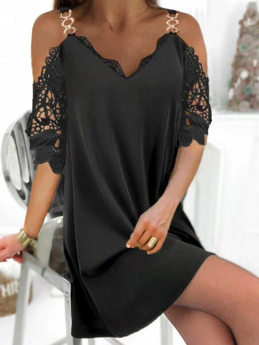 Vestido midi con encaje y hombros descubiertos