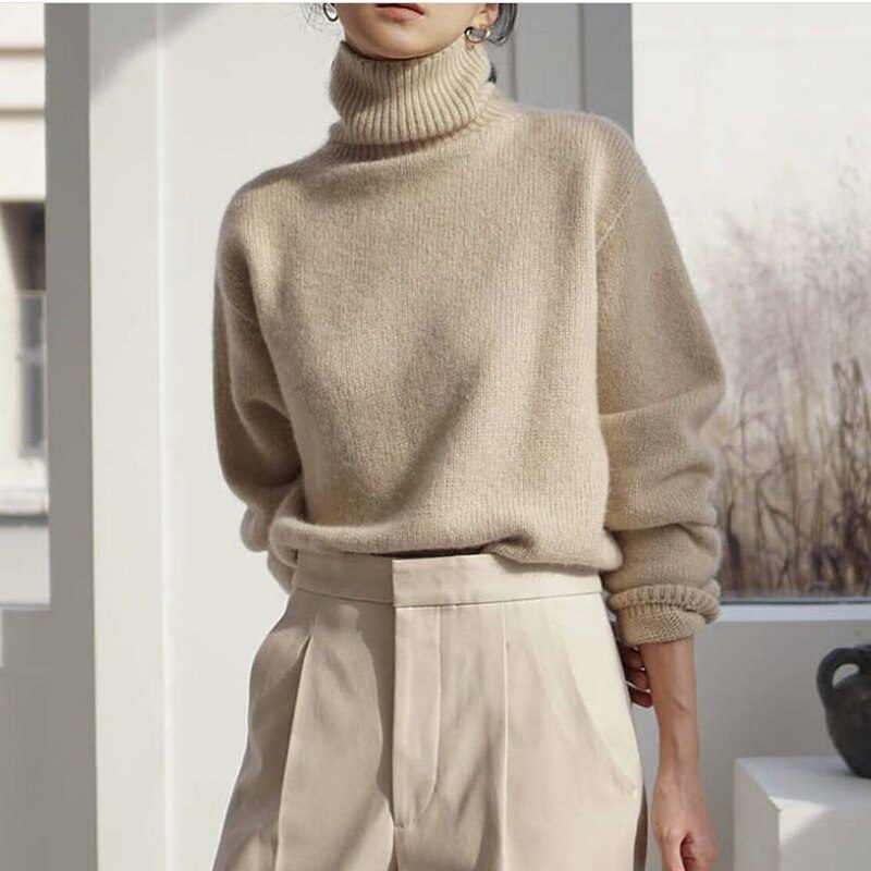 Elegante jersey de punto con cuello alto