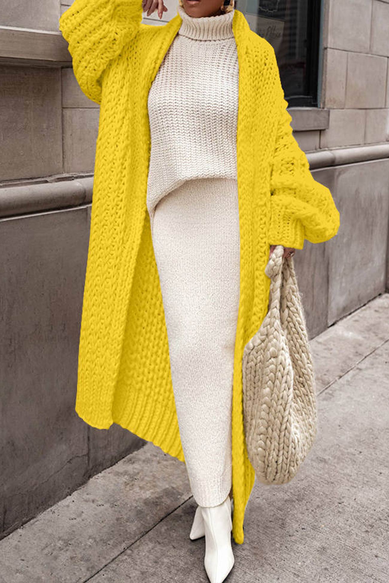 Un elegante jersey largo para cualquier ocasión