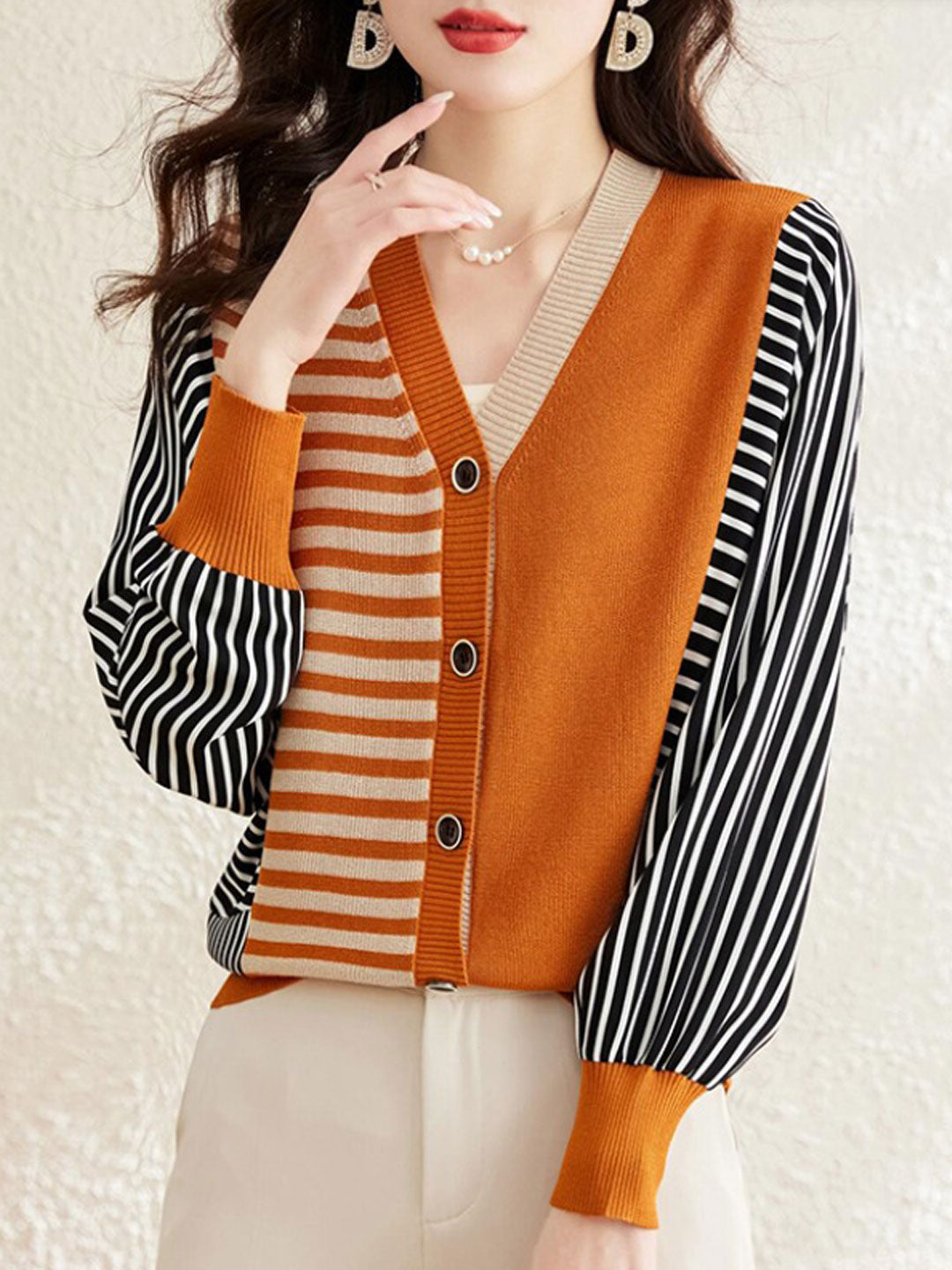 Desideria Cardigan | Casual V-Neck Striped Cardigan