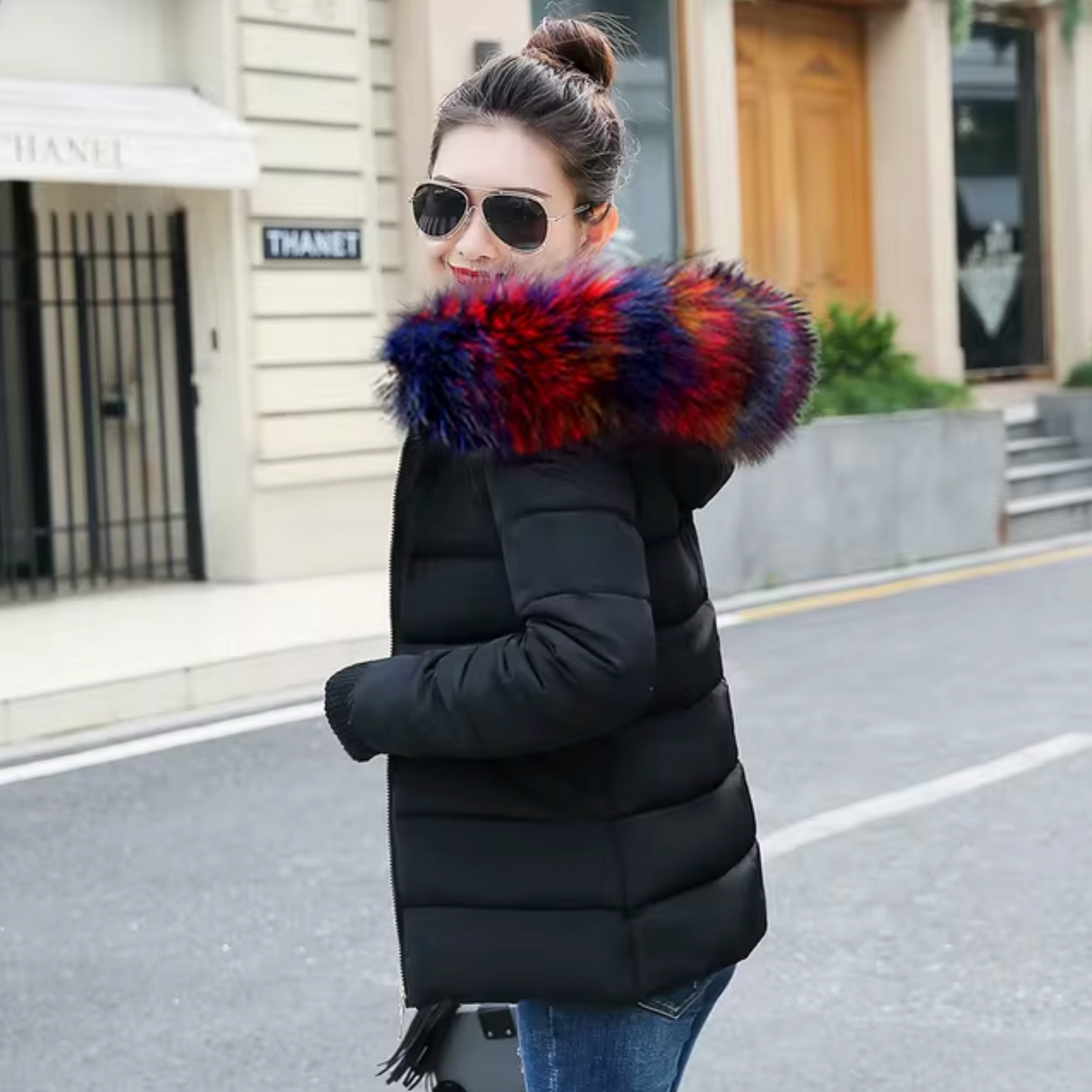 Chaqueta con capucha y forro de piel