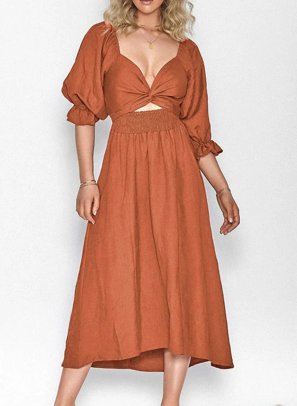 Elegantes vestidos de línea A con escote cuadrado y volantes fijos