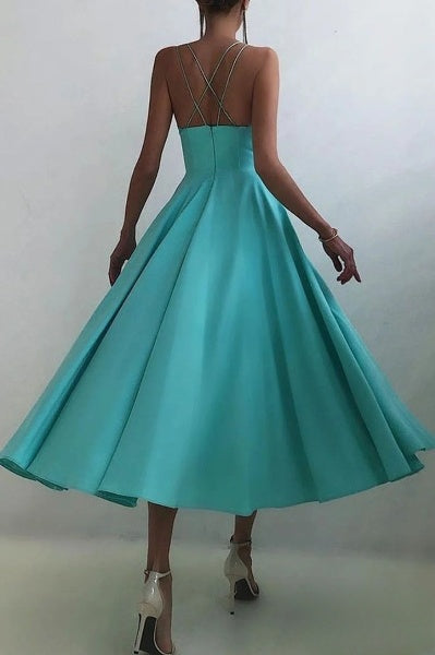 Maxi vestido con cuello en V y volantes
