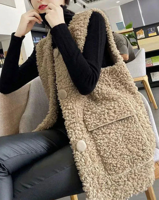 Chaleco de invierno caqui para mujer con bolsillos y botones
