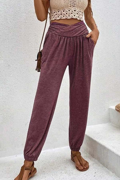 Pantalones de talle alto con bolsillos sueltos de estilo informal