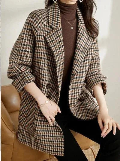 Chaqueta | Atemporal | Sutil estampado, corte relajado | Ideal para el día a día