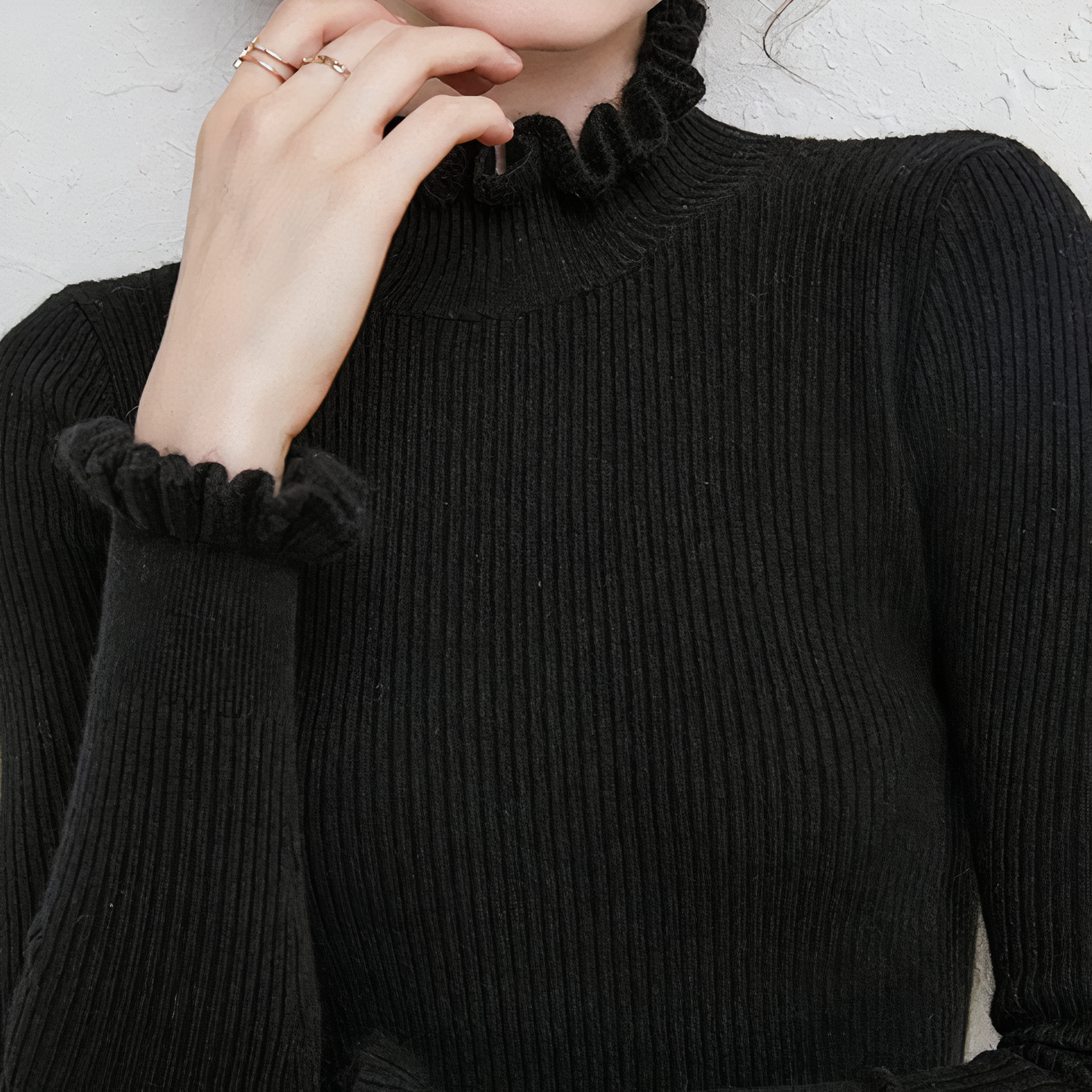 Jersey de moda con cuello de encaje | Anastasia