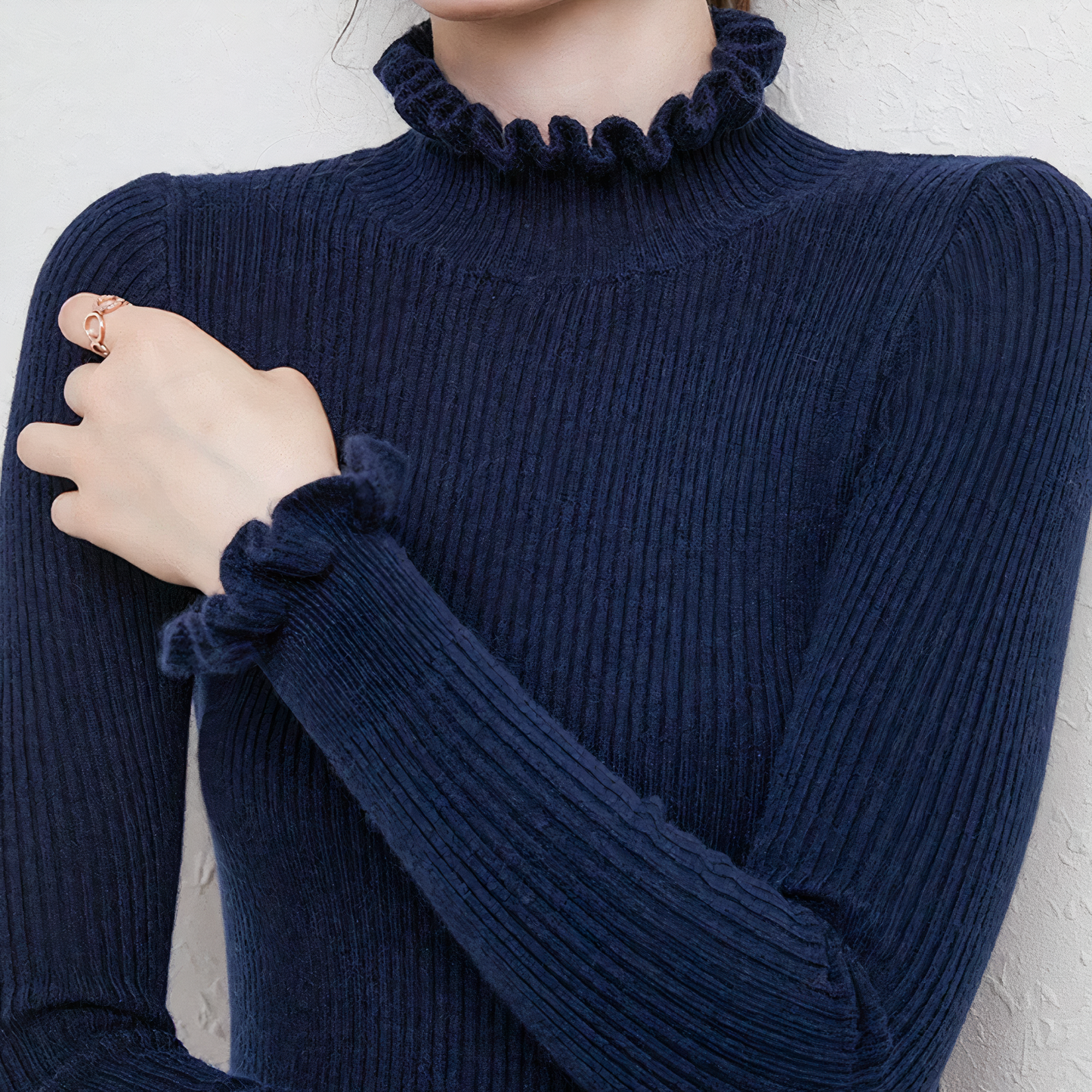 Jersey de moda con cuello de encaje | Anastasia