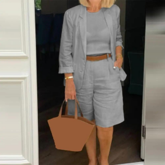 Conjunto de chaqueta y pantalón corto de lujo para mujer