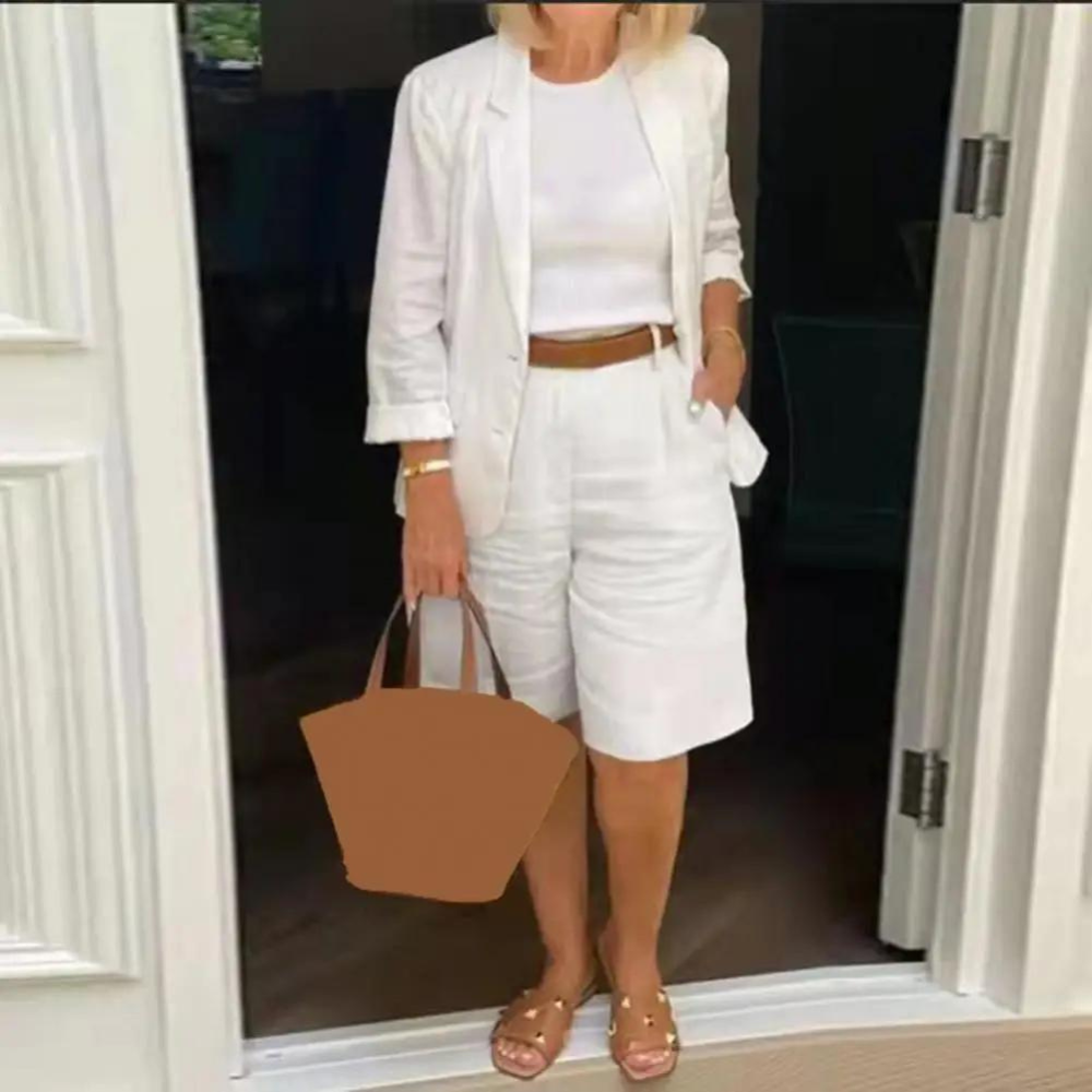 Conjunto de chaqueta y pantalón corto de lujo para mujer