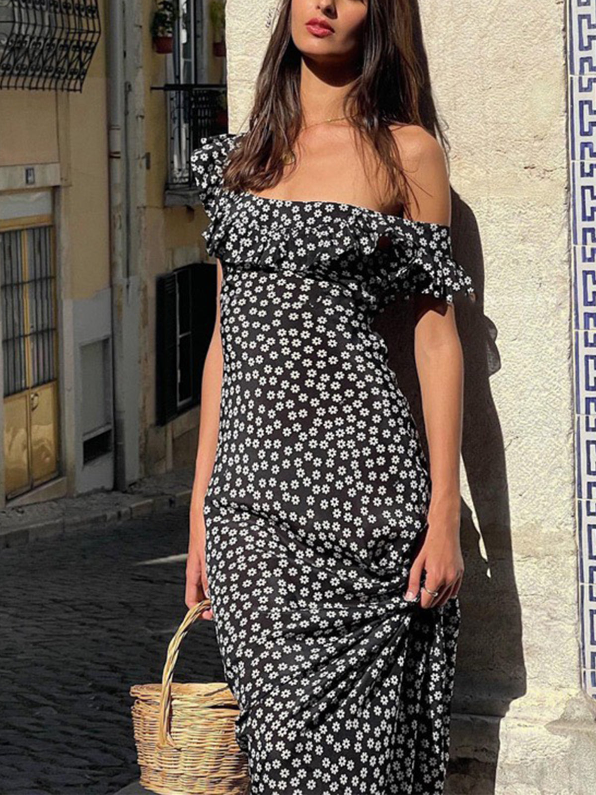 Elegante vestido largo con estampado floral y estilo moderno