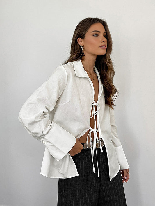 Kelly | Camisa con cuello en V y lazo delantero