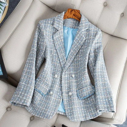 Elegante chaqueta de invierno con escote en pico y botones de fantasía para llevar a diario