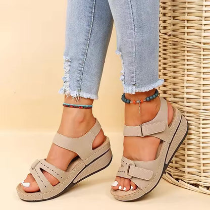 Bela | Elegantes sandalias con tacón de cuña