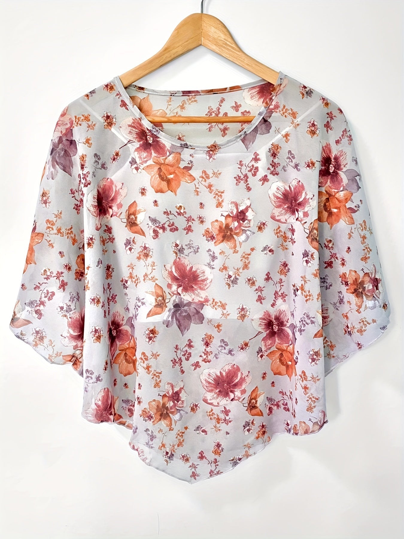 Blusa Floral Asimétrica - Mangas Transparentes y Diseño Pullover