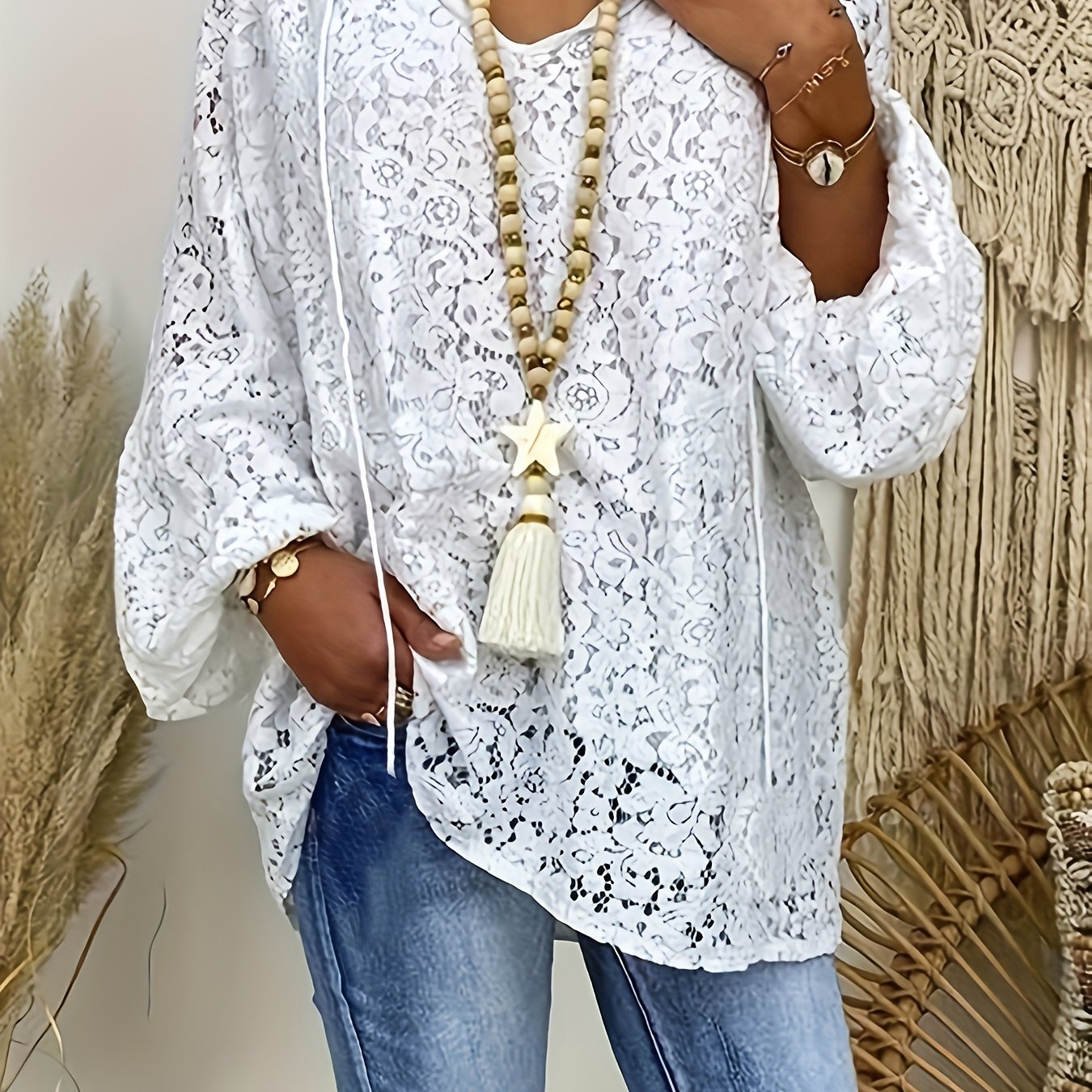 Blusa - Mangas largas y detalles de encaje