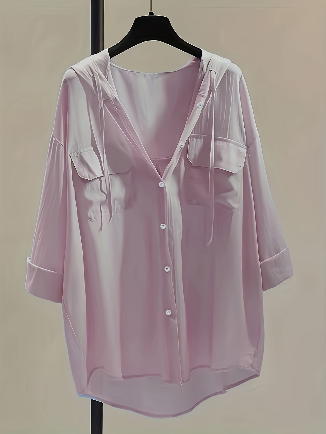 Blusa con capucha y botones - Detalle de cordón y ajuste cómodo