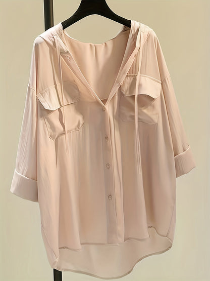 Blusa con capucha y botones - Detalle de cordón y ajuste cómodo