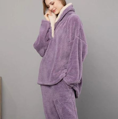 Pijama de forro polar para la noche