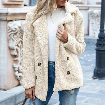 Elegante chaqueta de piel sintética