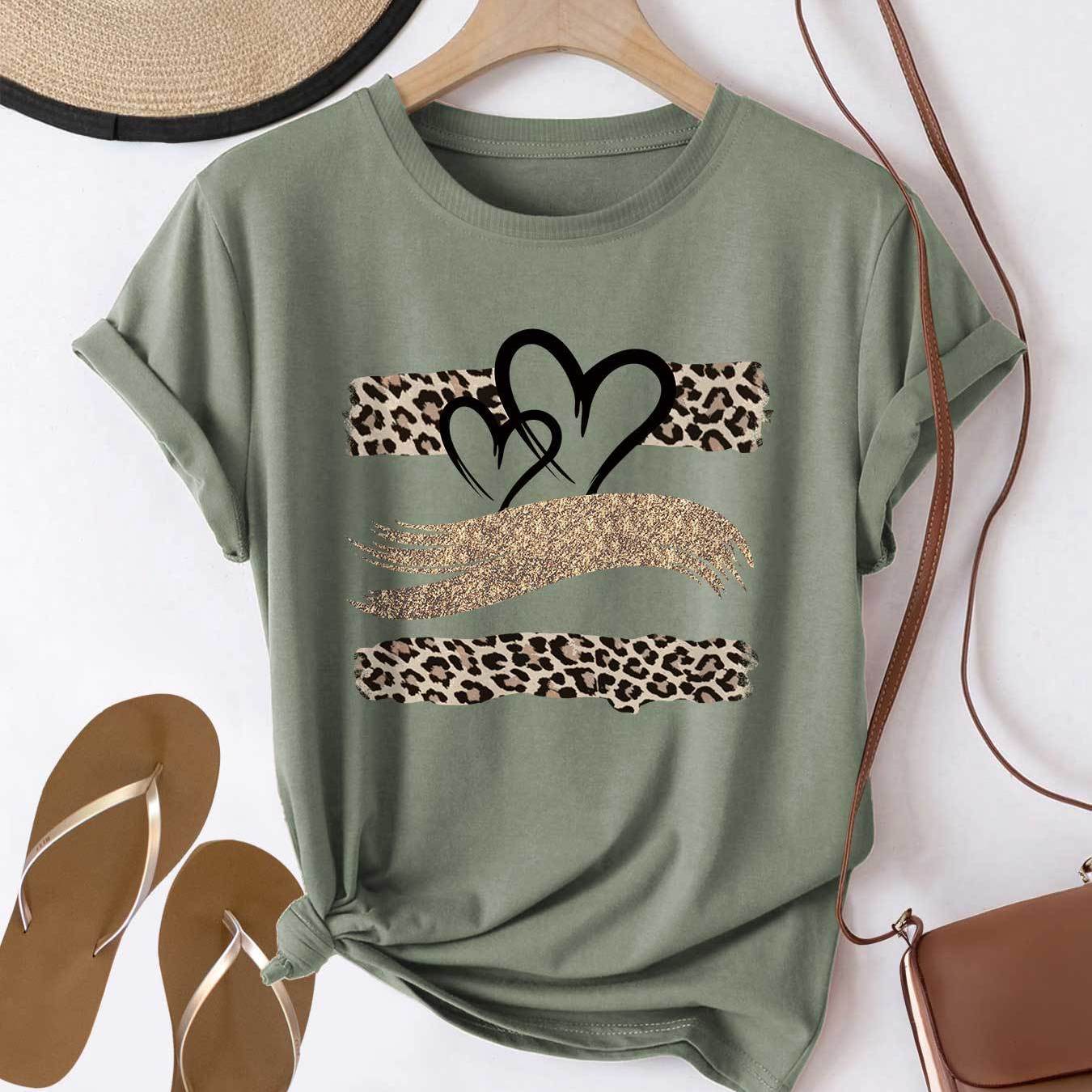 Camiseta casual - Manga corta y estampado de leopardo con gráfico de corazón