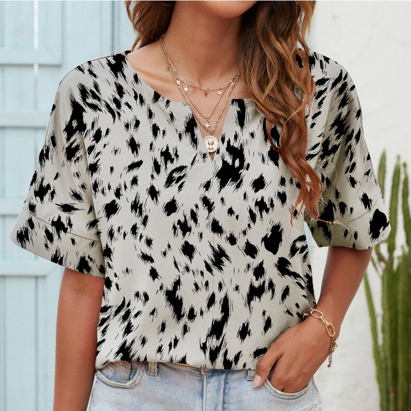 Camiseta casual - Cuello en V y mangas cortas con estampado