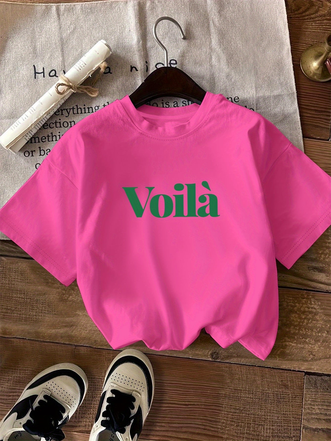 Camiseta gráfica casual - Estampado de texto Voilà y diseño de cuello redondo