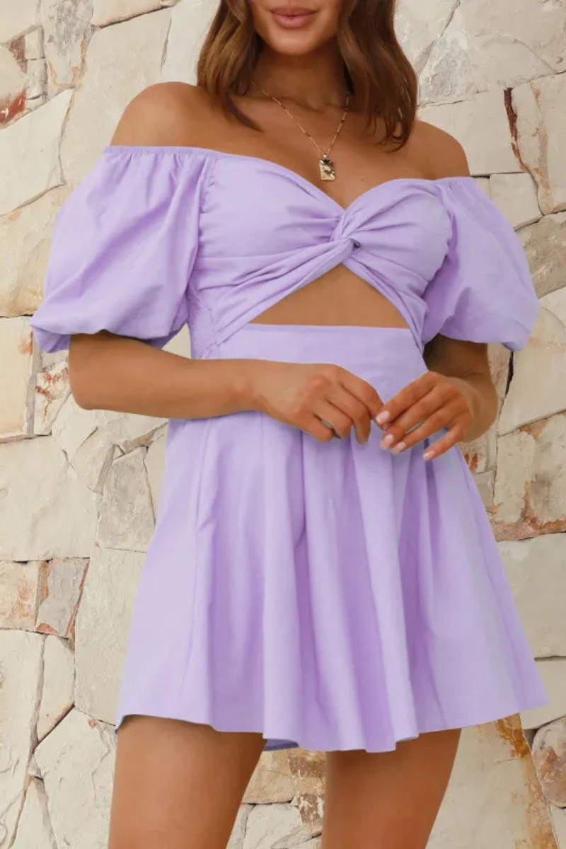 Celeste | Vestido plisado con manga farol y hombros descubiertos