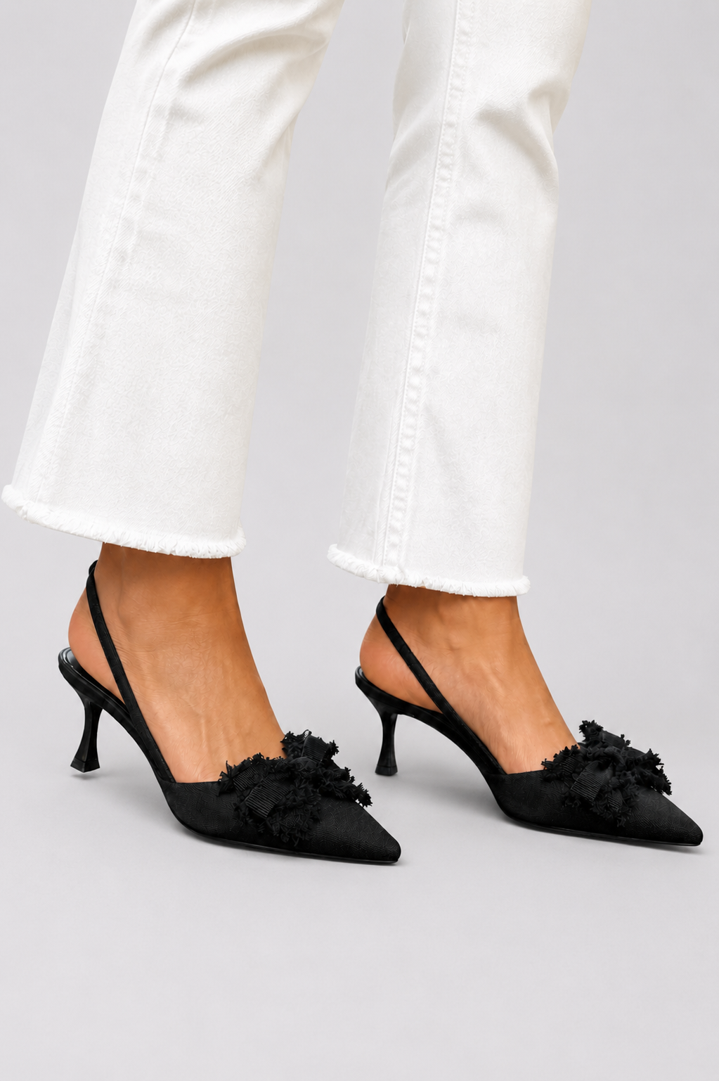 Damskie Buty Slingback Na Szpilce Z Ozdobną Kokardą