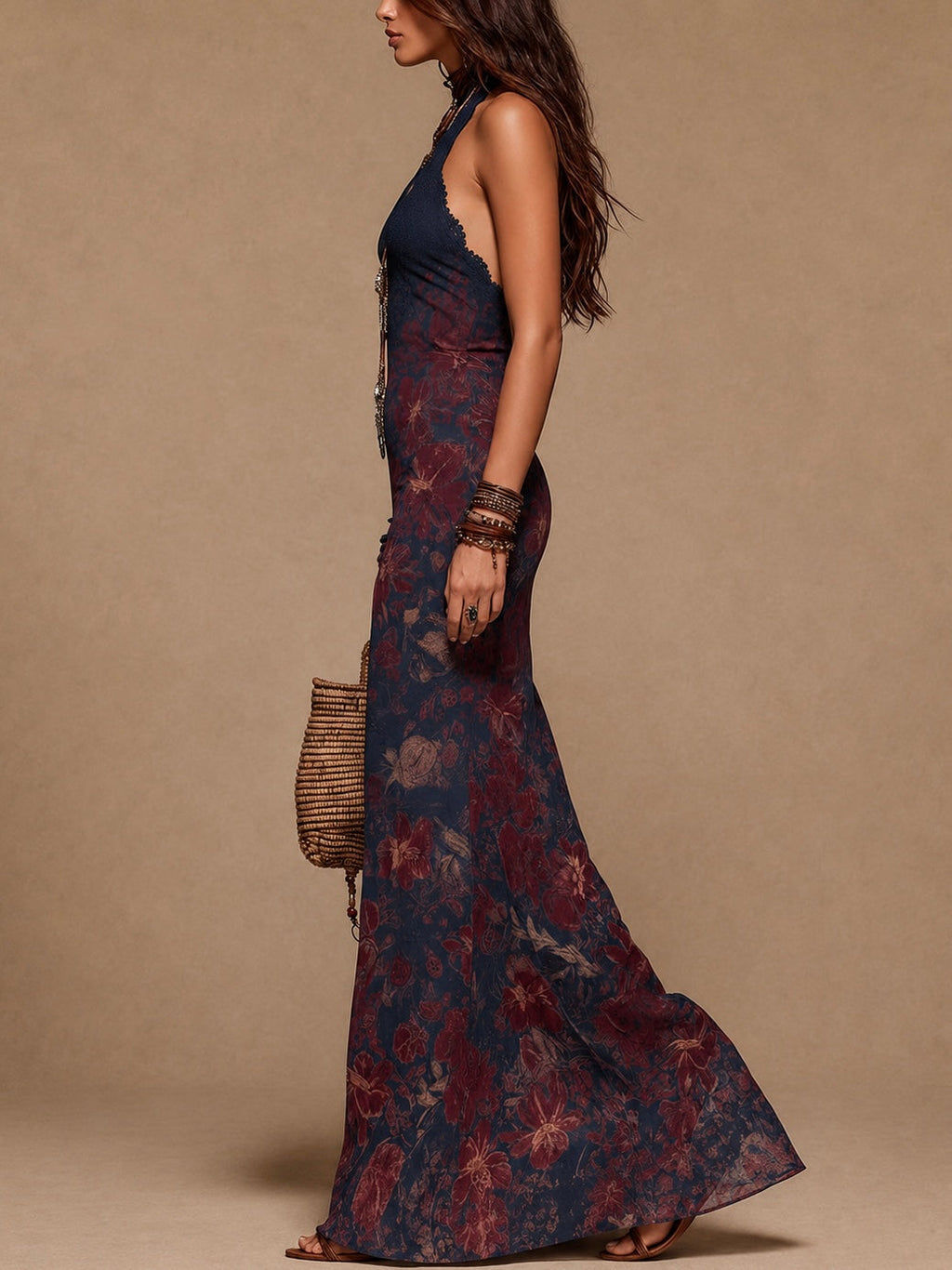 Elegancka Sukienka Maxi z Dekoltem Halter