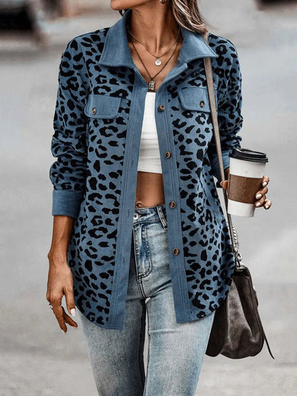 Abrigo de mujer | Estampado de pantera | Casual Chic con cuello neutro | Perfecto para la primavera