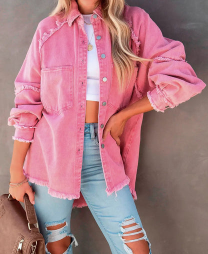 Elegante chaqueta de otoño para paseos con estilo