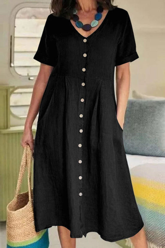 Vestido midi ligero con mangas cortas y estilo camisa abotonada