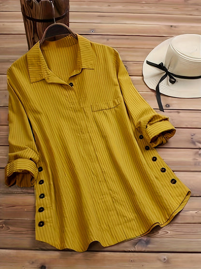 Blusa Lisa con Botones Laterales - Mangas Enrolladas y Ajuste Opaco