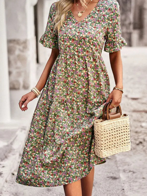 Vestido elegante con mangas cortas y escote en V