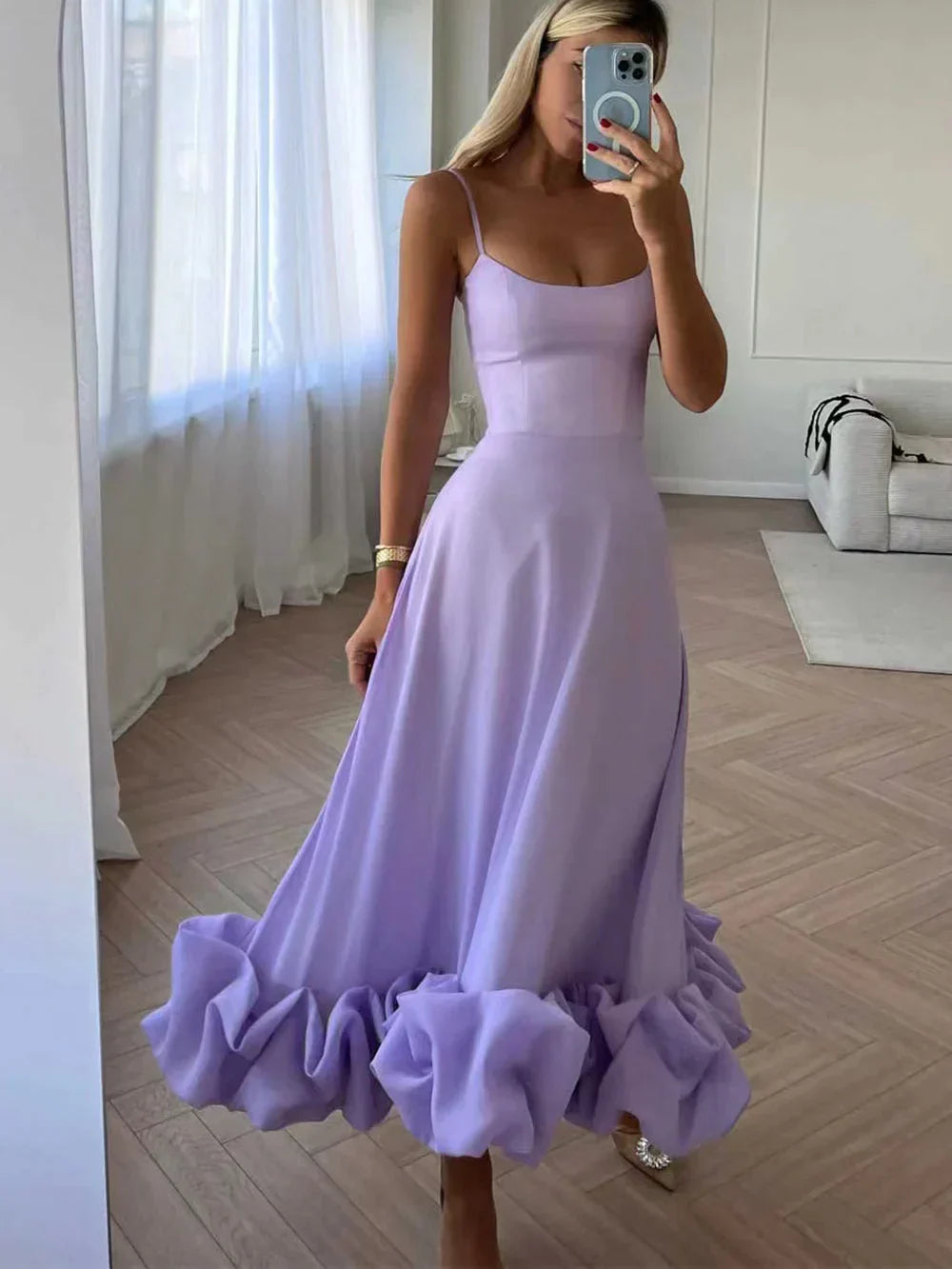 Emilia - Vestido midi con volante y corpiño