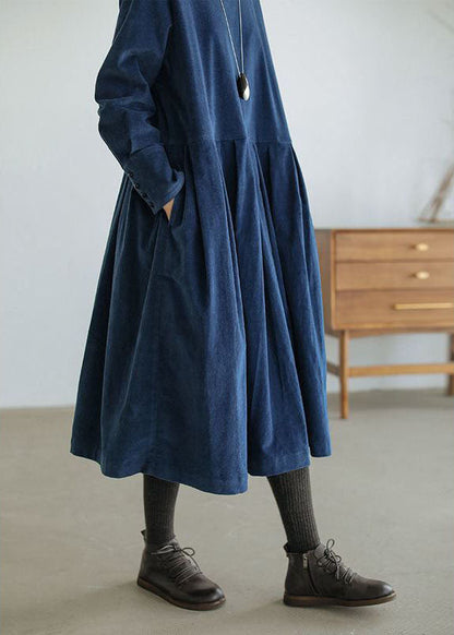 Elegante maxi vestido en un modelo amplio con mangas largas para un look sofisticado