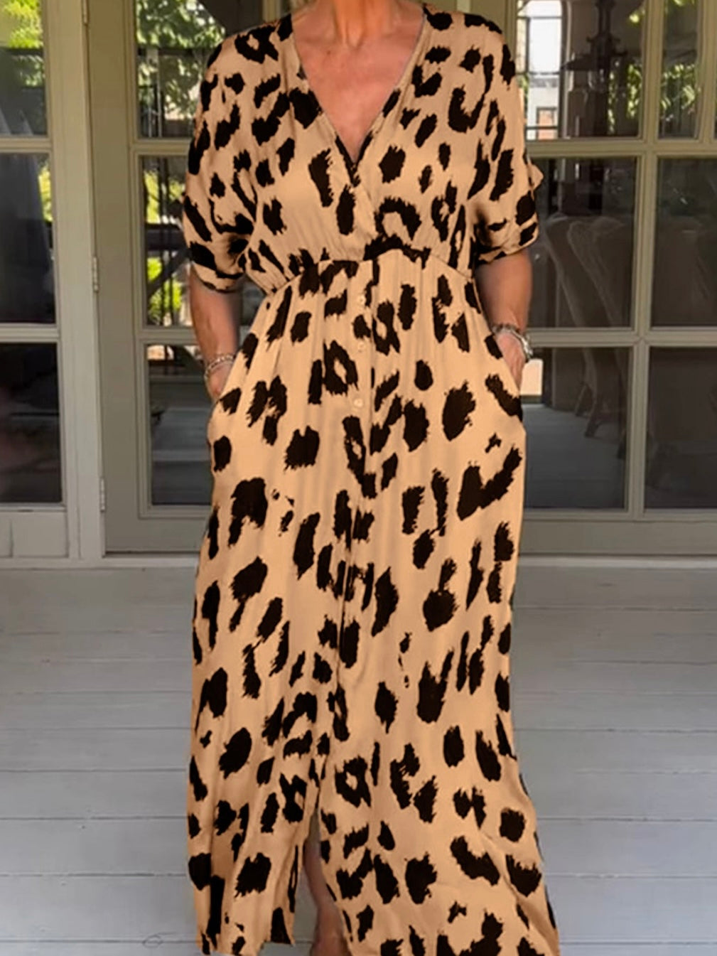 Lucille vestido de leopardo