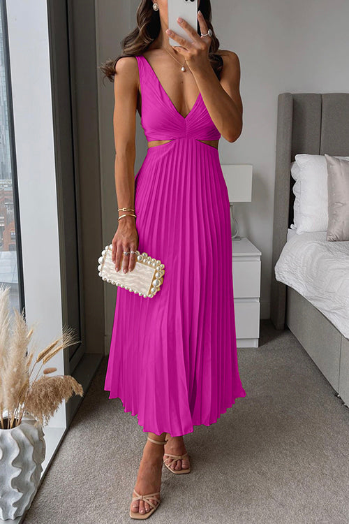 Vestido maxi plisado con detalle en la cintura