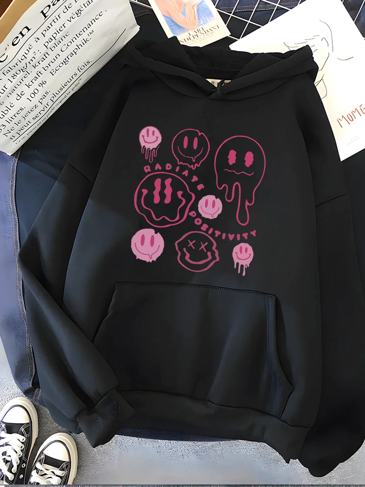 Divertida sudadera gráfica con capucha | Gia