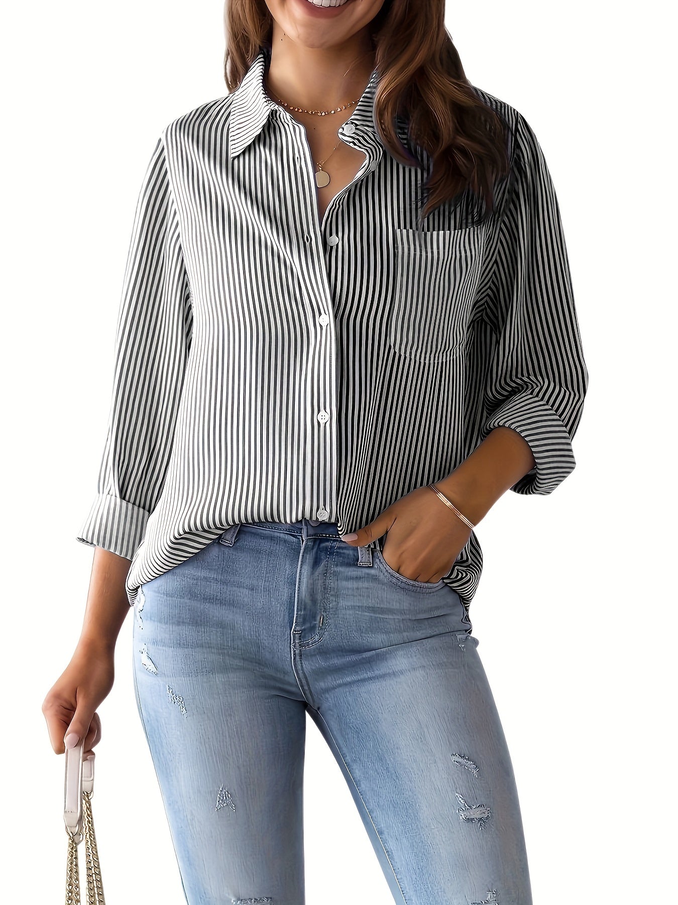 Camisa de rayas con botones delanteros - Bolsillo en el pecho y corte relajado