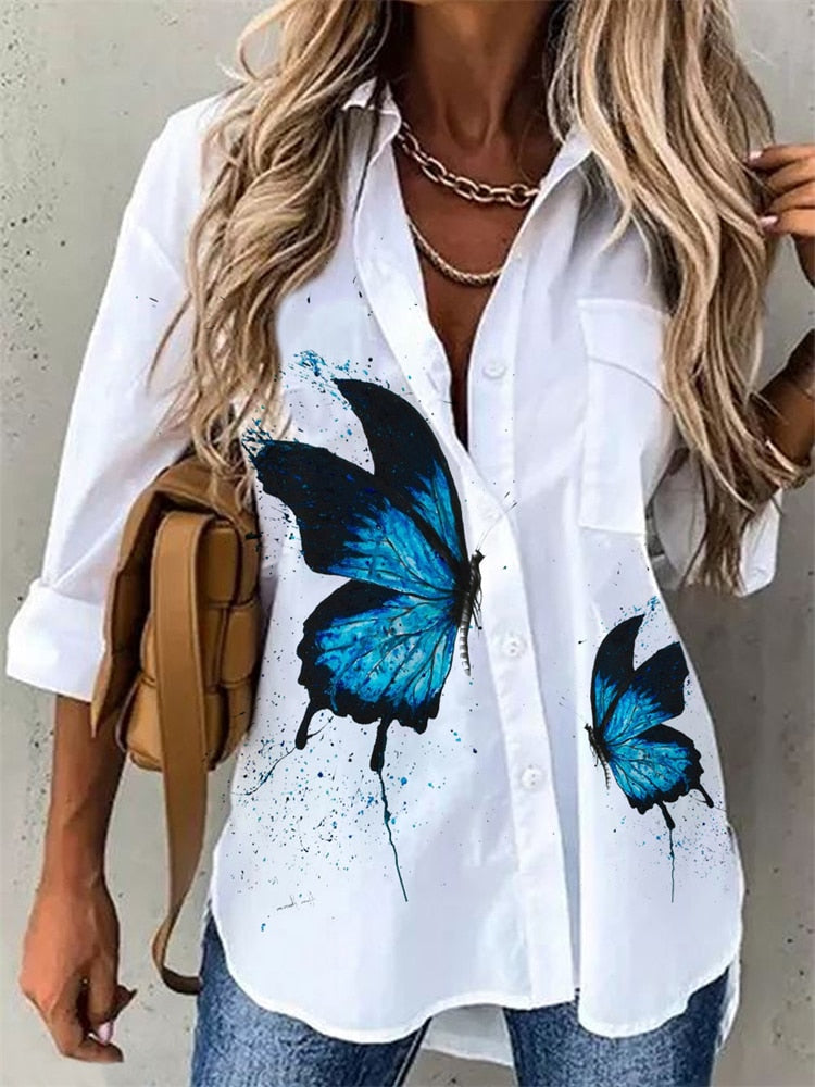 Bonita blusa con estampado de mariposas