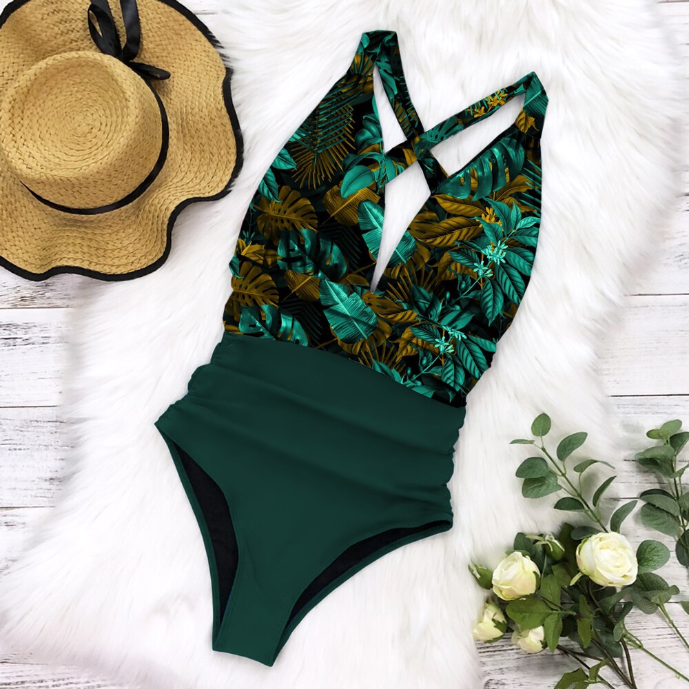 Bañador con acento de volantes: ¡Elegante en la playa!