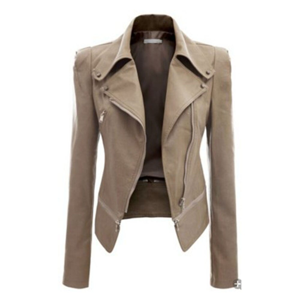 Chaqueta corta a la moda