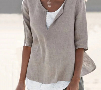 VeeTee™: Camisa con cuello en V para mujer