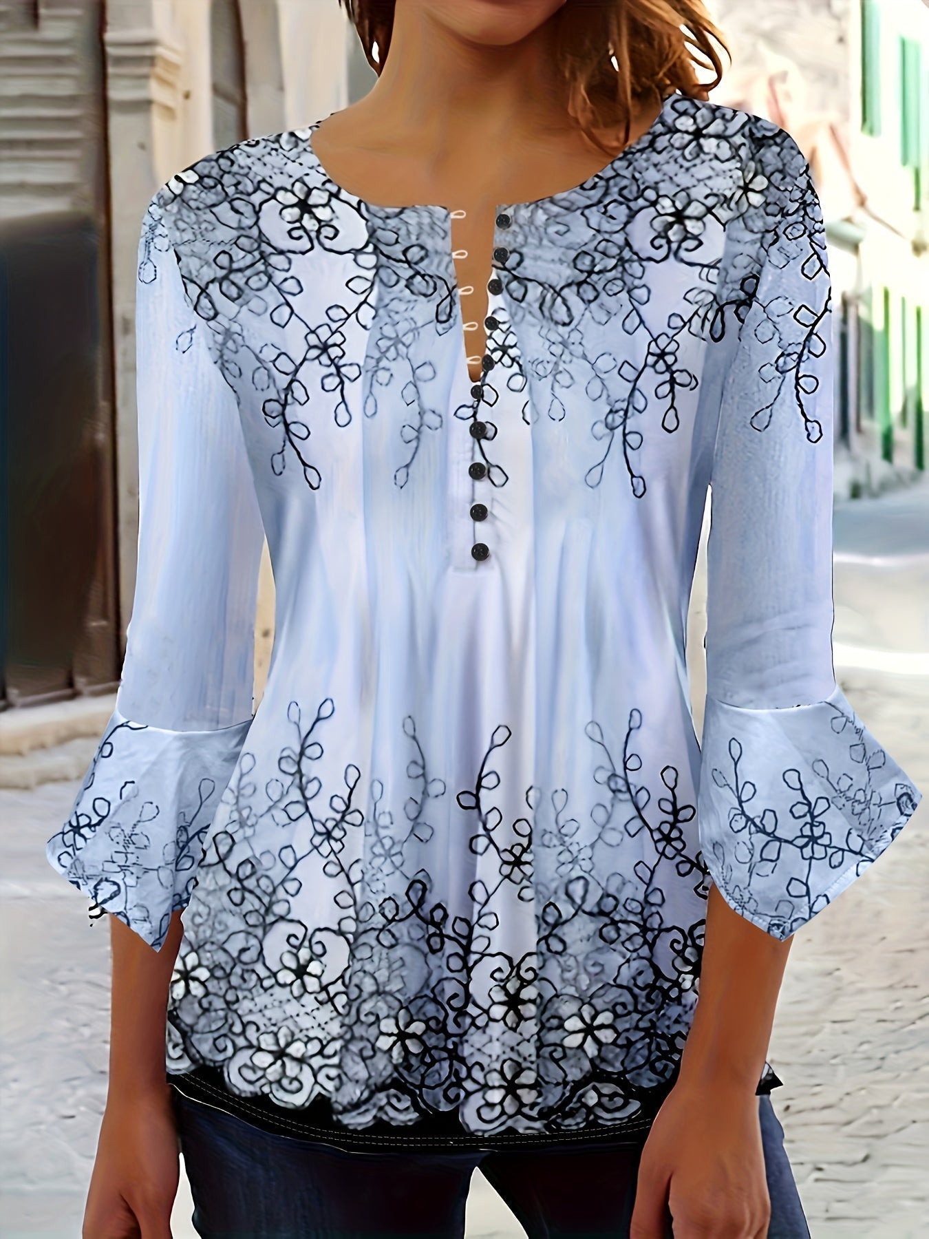 Blusa de botones con estampado floral - Mangas con volantes y corte informal