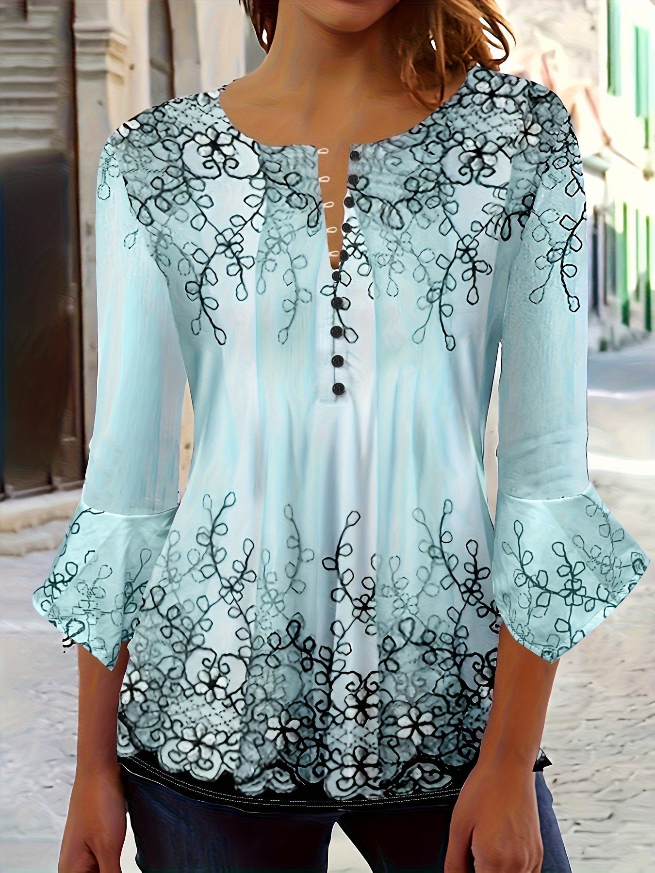 Blusa de botones con estampado floral - Mangas con volantes y corte informal