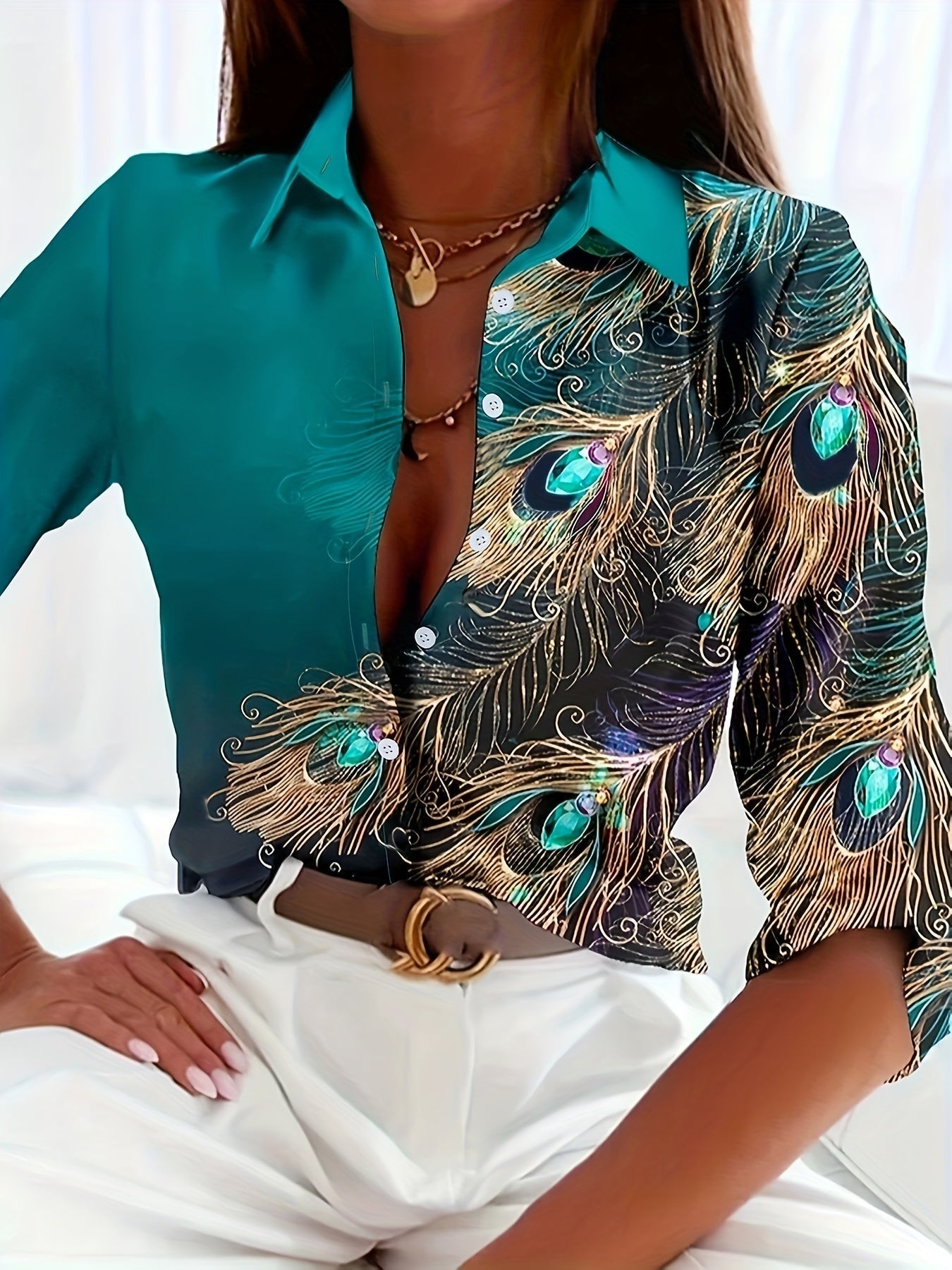 Botones para blusa - Estampado de pavo real y diseño de cuello con solapa