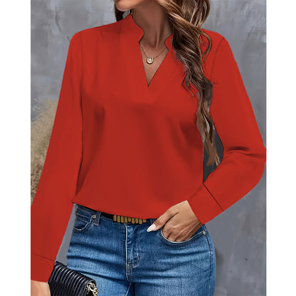 Camisa holgada - Diseño con cuello en V y ajuste cómodo